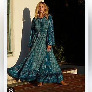 Free People. Blue Long Sleeve Floral Maxi Dress. Boho. Size Xs.